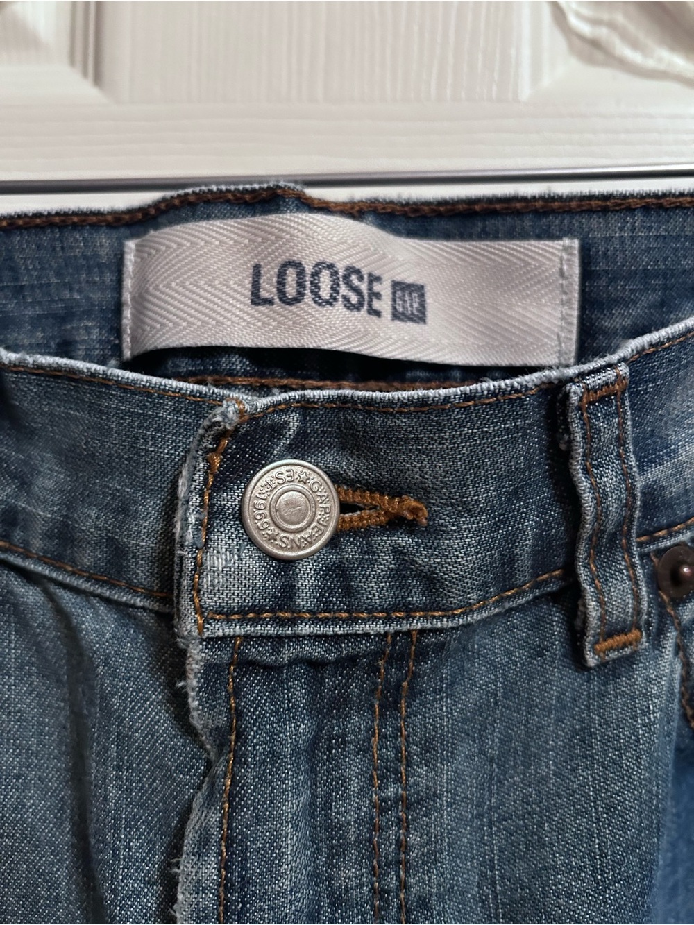 Gap Loose Fit Denim Jeans in Classic Blue